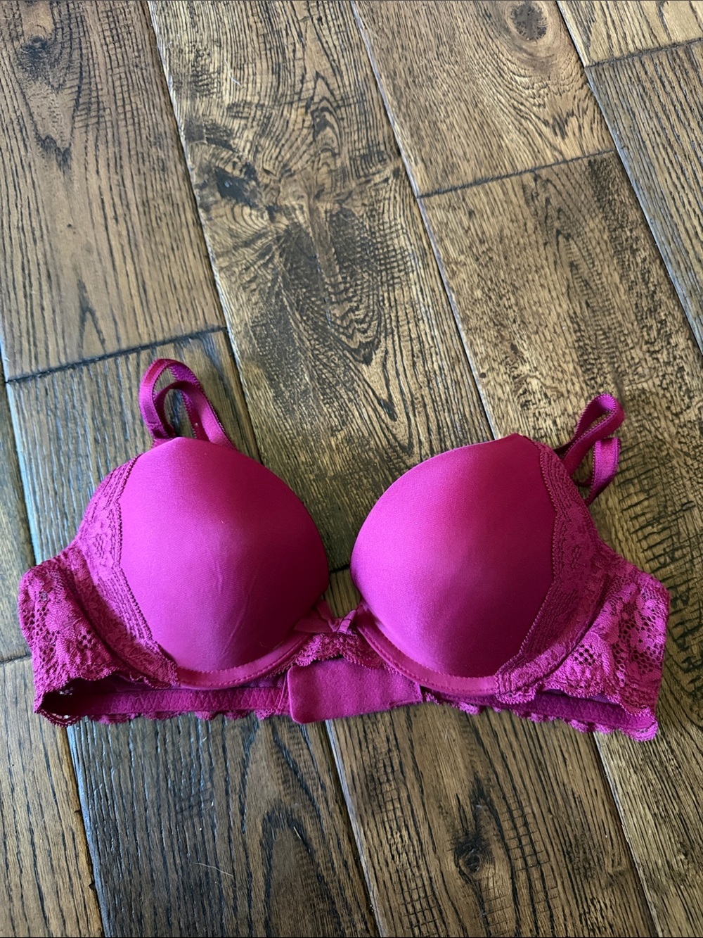 VICTORIA SECRET DREAM ANGELS Push Up/Push Up Bra Size 34A